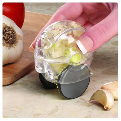 MÖ - Rolling Garlic Chopper